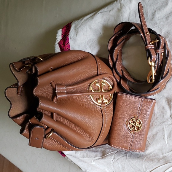 Tory Burch Handbags - Tory Burch Miller Bucket Bag Light Umber Brown W/ Miller Wallet Matching Set